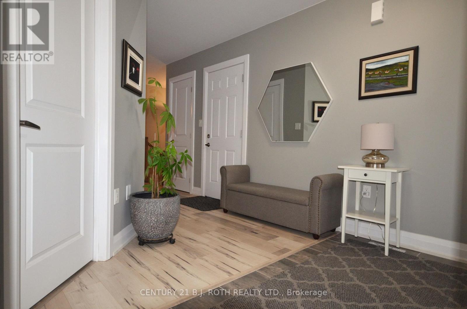 8 Revol Road, Penetanguishene, Ontario  L9M 0W8 - Photo 17 - S12706524