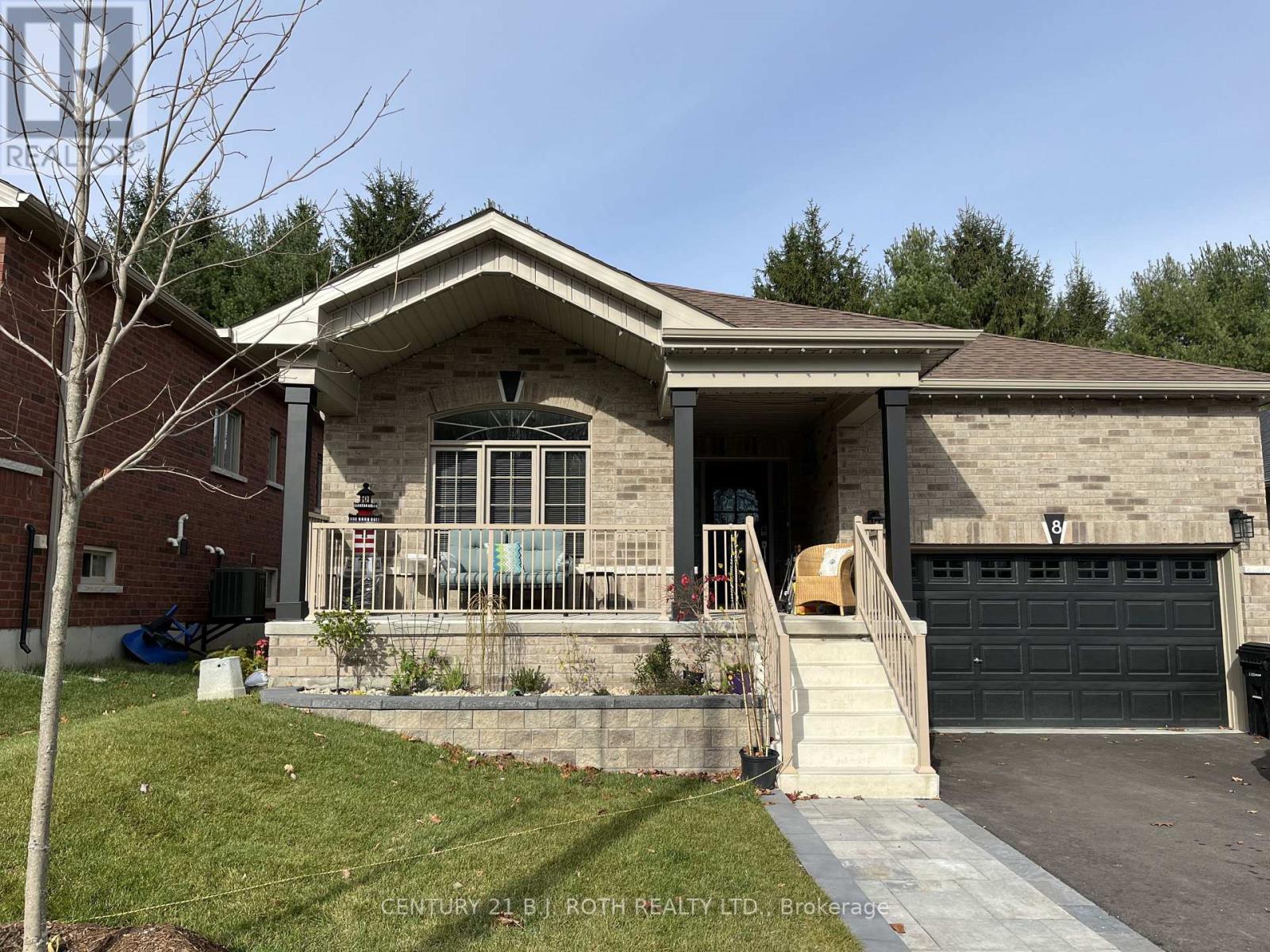 8 REVOL ROAD, Penetanguishene, Ontario