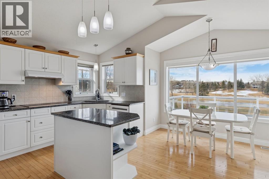 657 Woodside Court NW, Airdrie, Alberta  T4B 2W2 - Photo 16 - A2294361