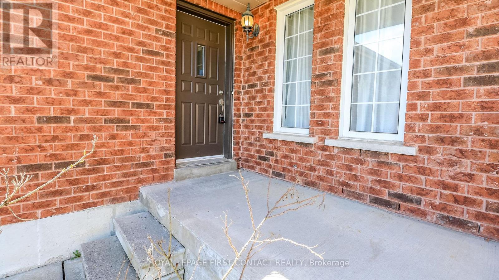28 Violet Street, Barrie, Ontario  L4N 9N2 - Photo 4 - S12908100