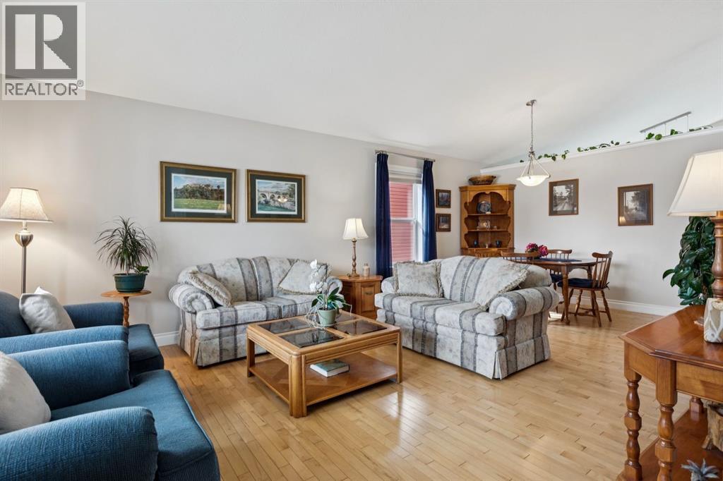 657 Woodside Court NW, Airdrie, Alberta  T4B 2W2 - Photo 10 - A2294361