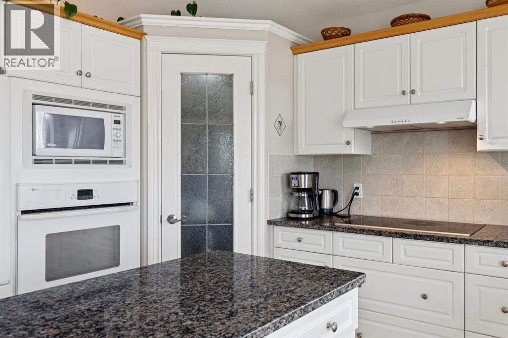 657 Woodside Court NW, Airdrie, Alberta  T4B 2W2 - Photo 18 - A2294361