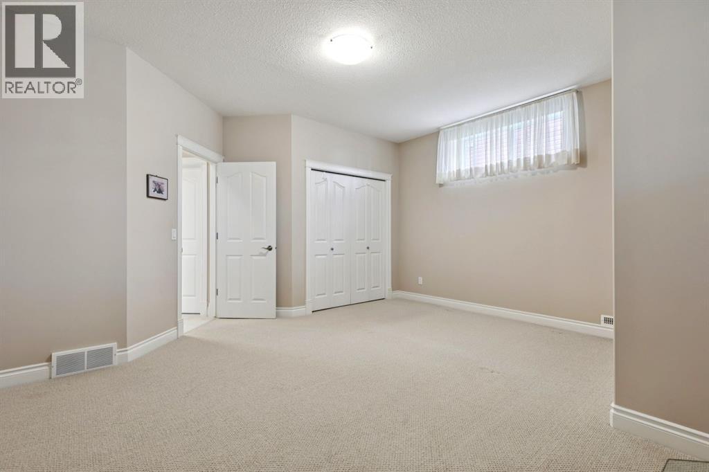 657 Woodside Court NW, Airdrie, Alberta  T4B 2W2 - Photo 40 - A2294361