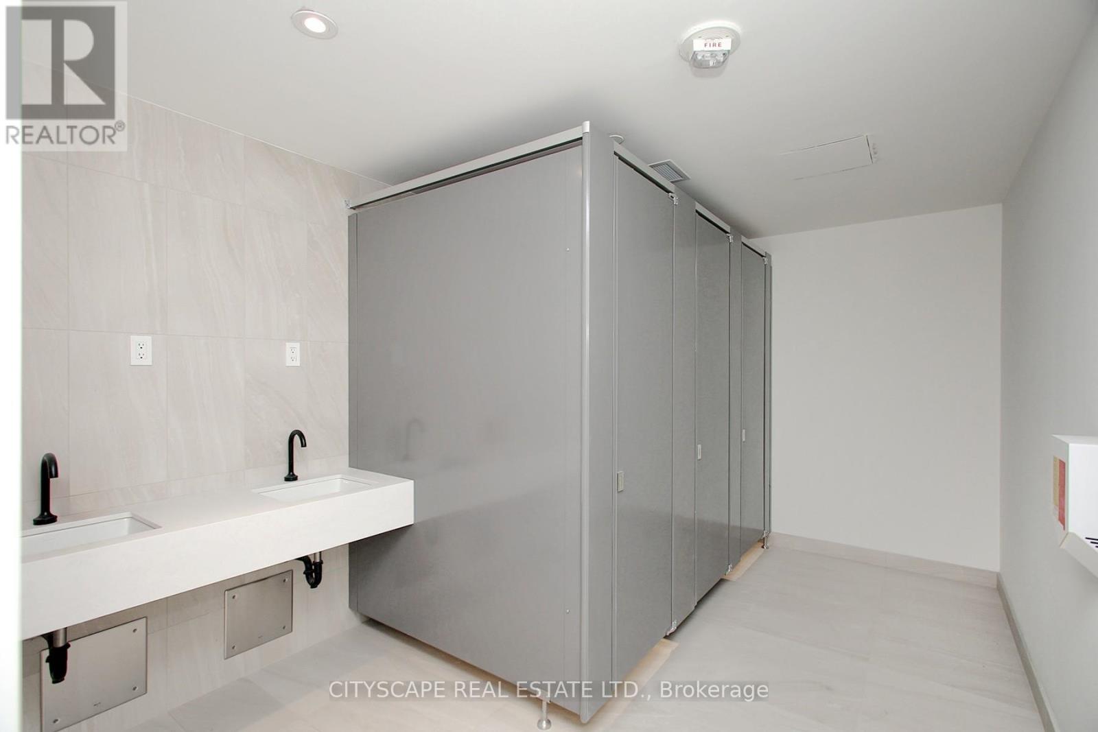 301 - 4023 The Exchange, Mississauga, Ontario  L5B 0N4 - Photo 19 - W13019506