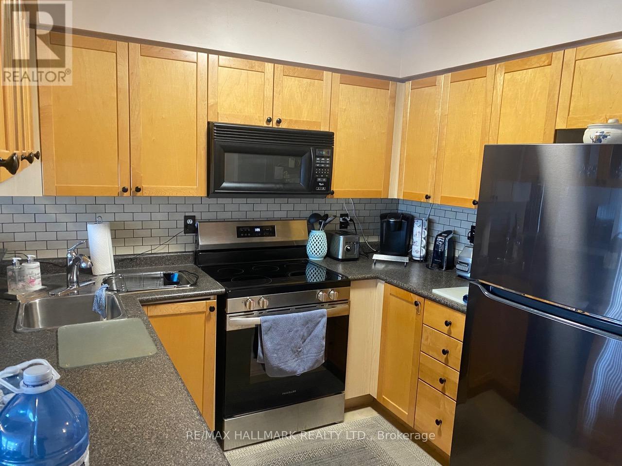 908 - 1140 Parkwest Place, Mississauga, Ontario  L5E 3K9 - Photo 4 - W13046786