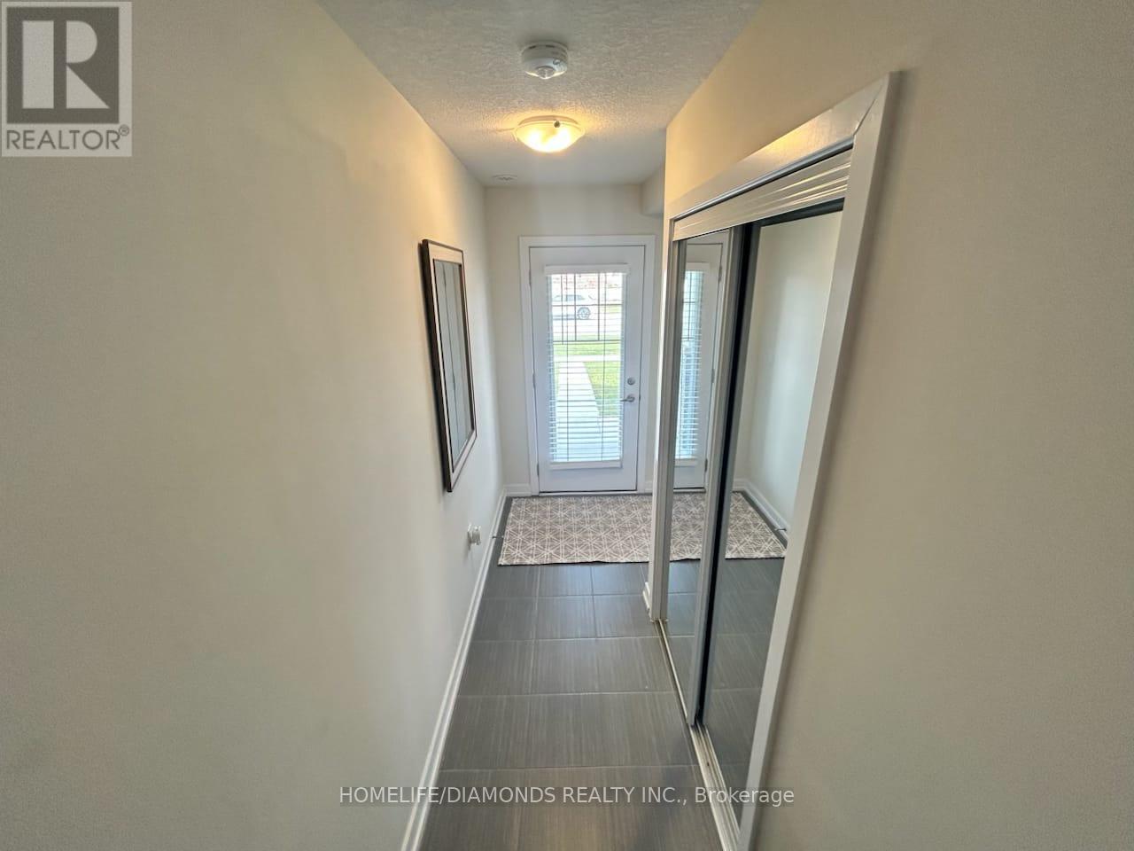 145 Melody Lane, Thorold, Ontario  L3B 0L2 - Photo 5 - X13044886