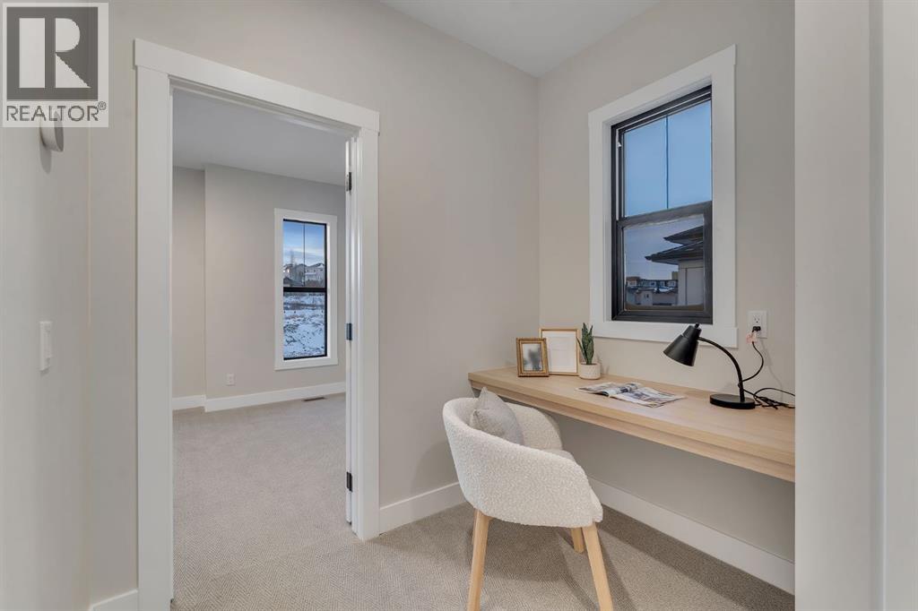 12 Spring Creek Point Sw, Calgary, Alberta  T3H 6E2 - Photo 30 - A2304938
