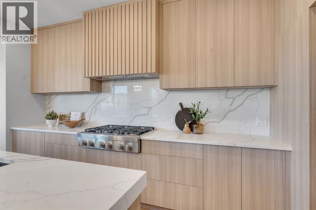 28 Spring Creek Point Sw, Calgary, Alberta  T3H 6E2 - Photo 17 - A2305464