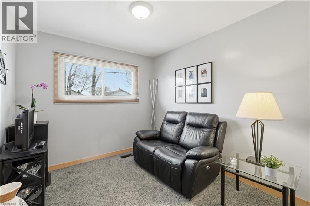 4 Tilbury Court, Hamilton, Ontario  L8T 2M4 - Photo 24 - 40819534