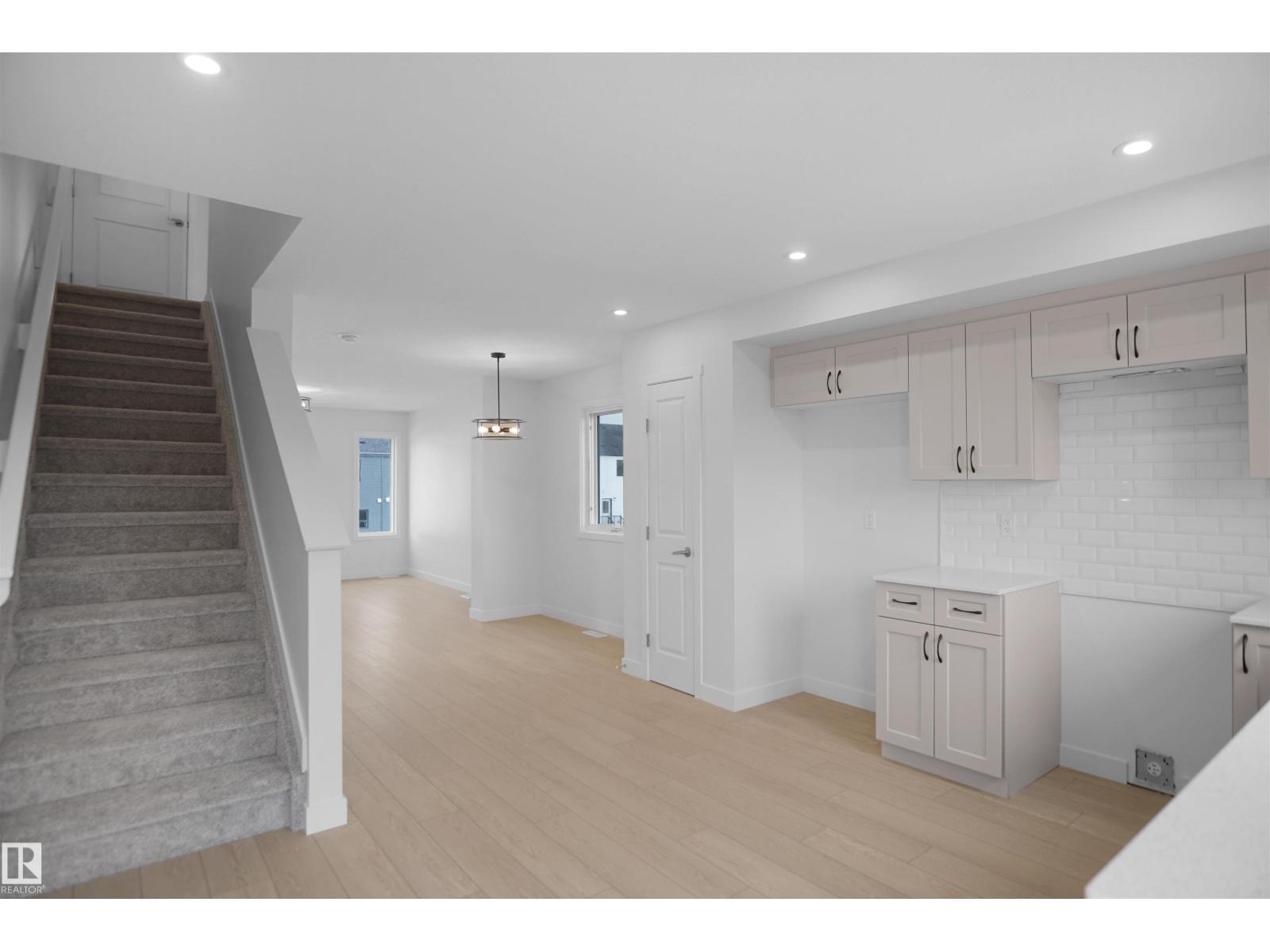 635 176 Av Ne, Edmonton, Alberta  T5Y 4G1 - Photo 12 - E4484450
