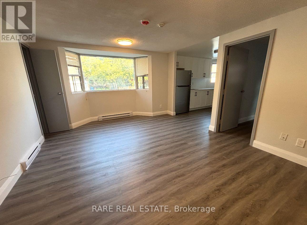 4 - 99 Bellevue Avenue, Toronto, Ontario  M5T 2N8 - Photo 2 - C13052024