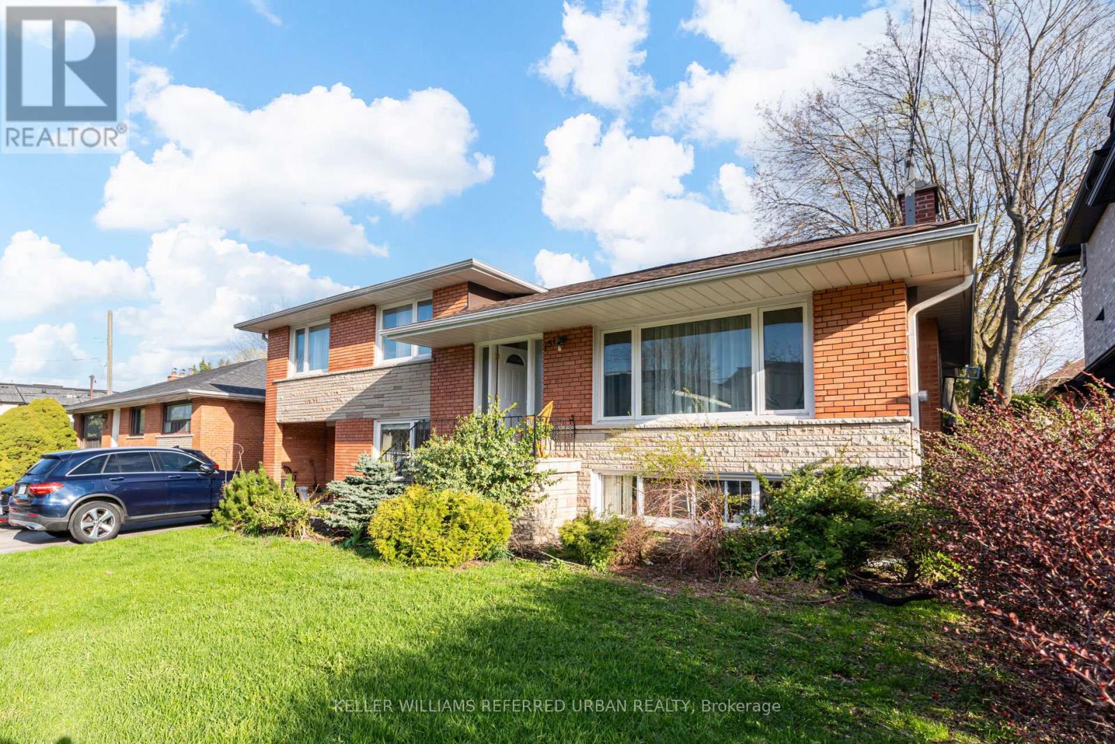 151 Newton Drive, Toronto, Ontario  M2M 2N4 - Photo 2 - C13052060