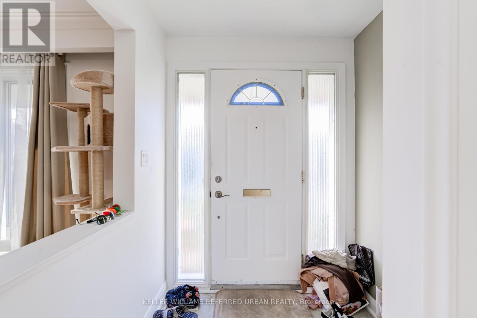 151 Newton Drive, Toronto, Ontario  M2M 2N4 - Photo 6 - C13052060