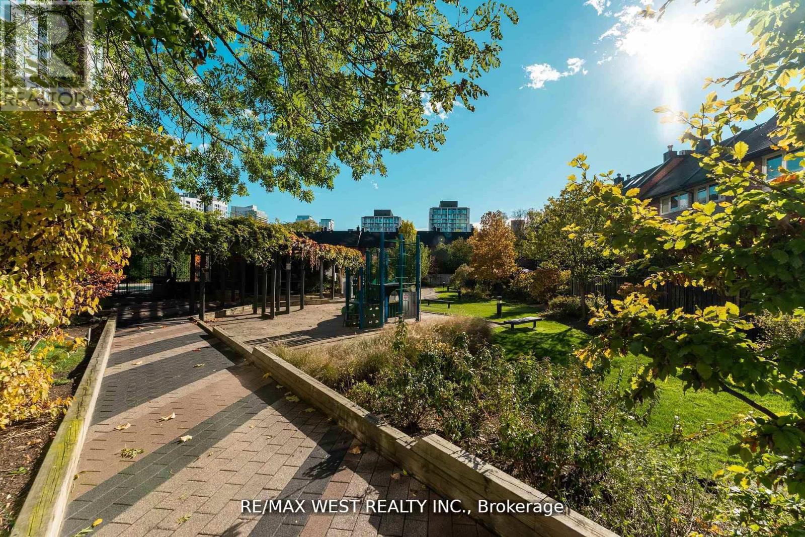 205 - 725 King Street W, Toronto, Ontario  M5V 2W9 - Photo 32 - C13052104