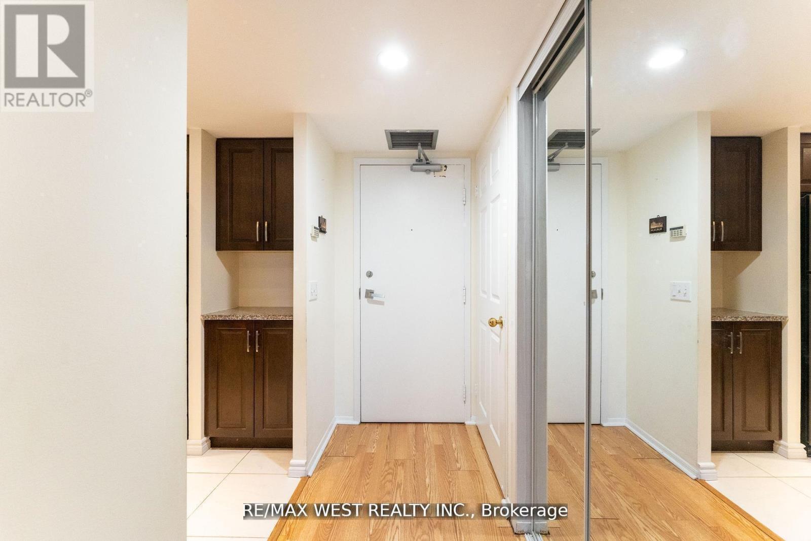 205 - 725 King Street W, Toronto, Ontario  M5V 2W9 - Photo 7 - C13052104