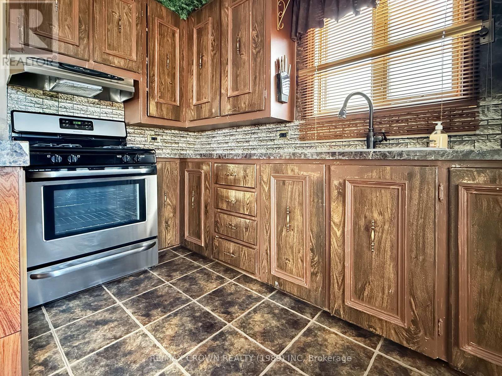 24 Fontaine Drive, Hearst, Ontario  P0L 1N0 - Photo 18 - T13052034