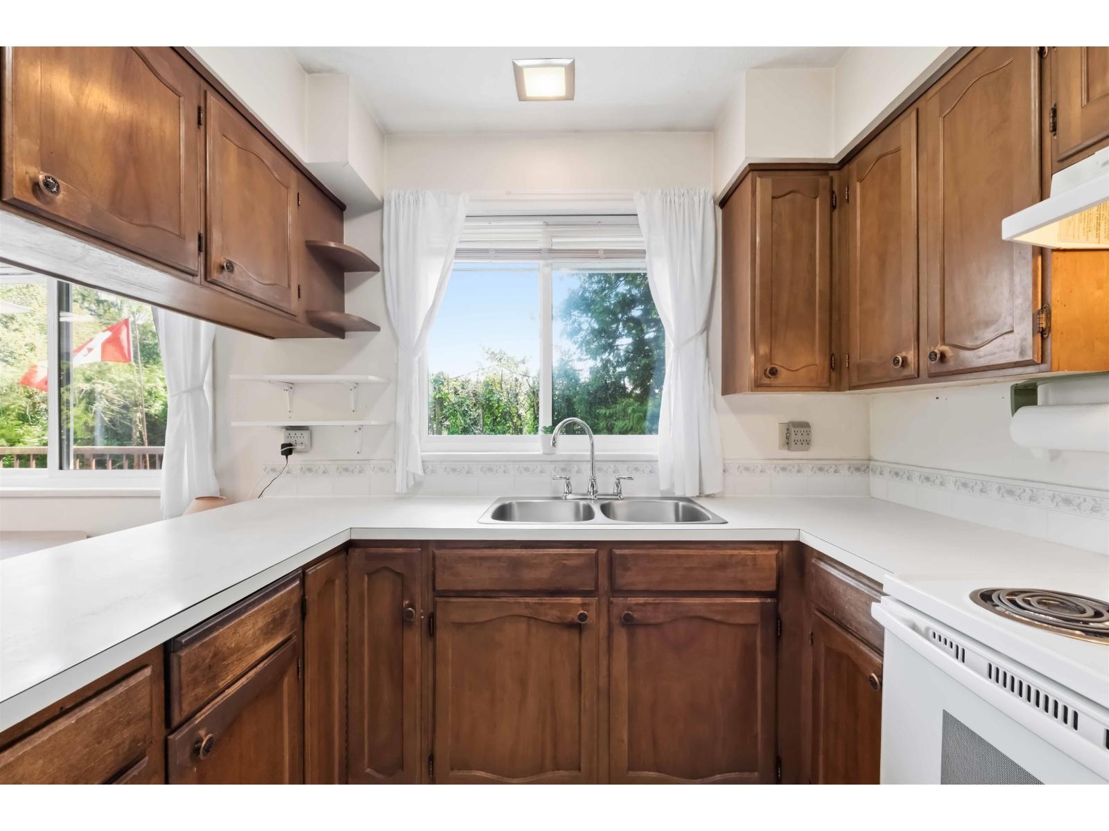 5860 172 Street, Surrey, British Columbia  V3S 3Z6 - Photo 9 - R3116604