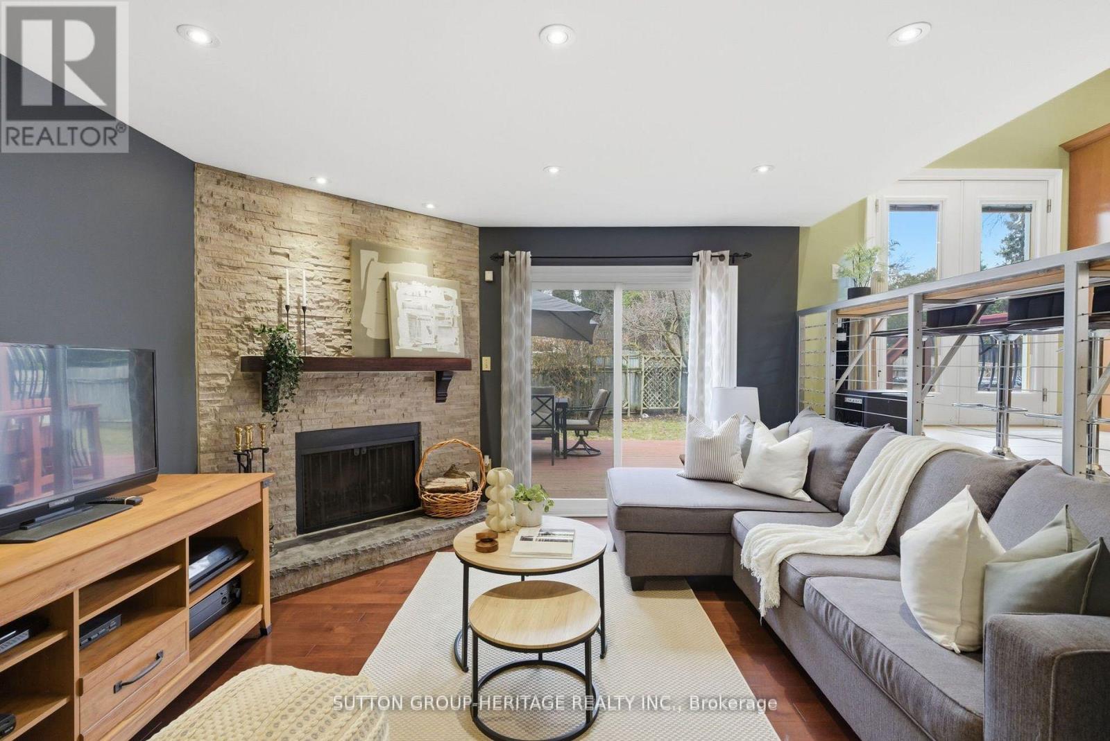 1886 Malden Crescent, Pickering, Ontario  L1V 3G4 - Photo 20 - E13051974