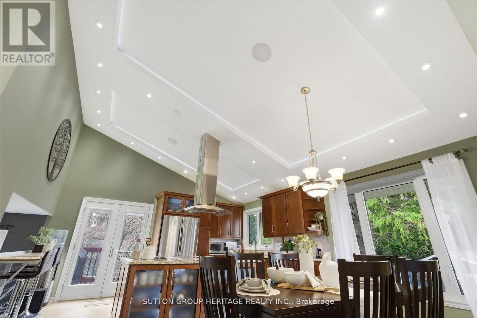 1886 Malden Crescent, Pickering, Ontario  L1V 3G4 - Photo 9 - E13051974