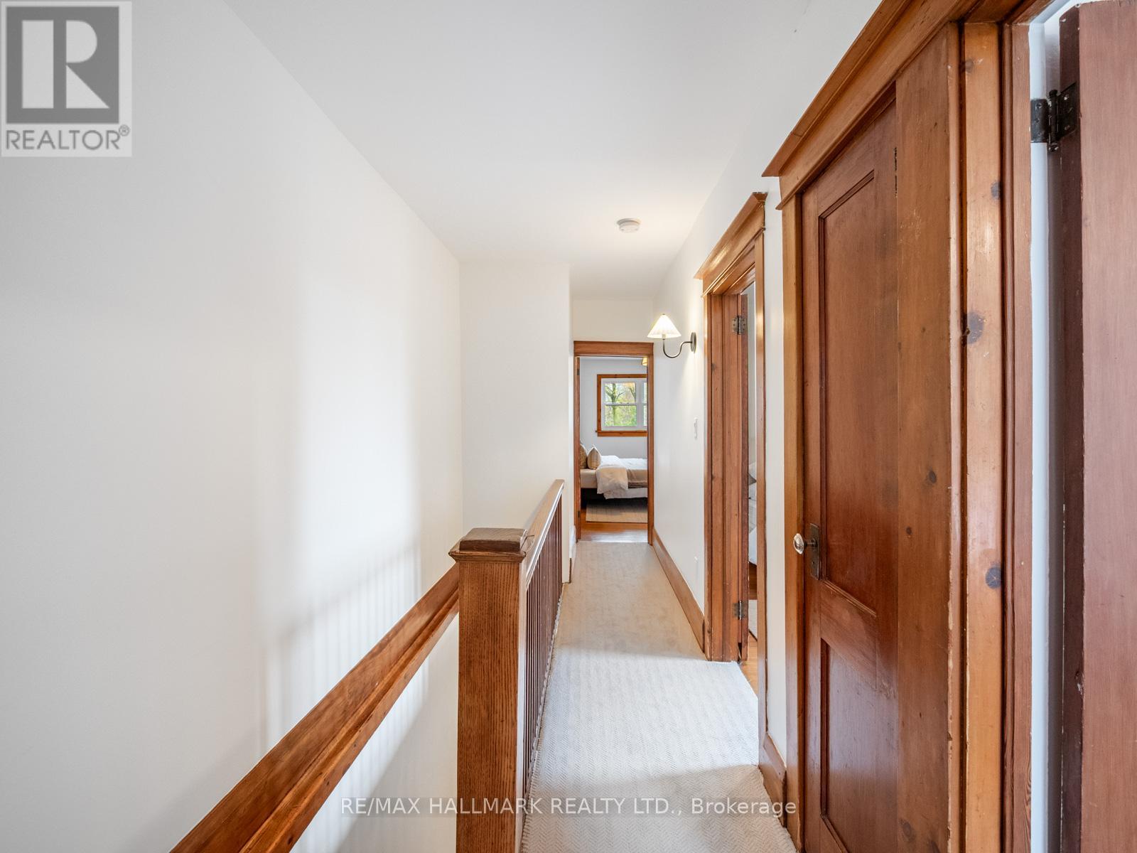 88 Eastwood Road, Toronto, Ontario  M4L 2C8 - Photo 18 - E13052026