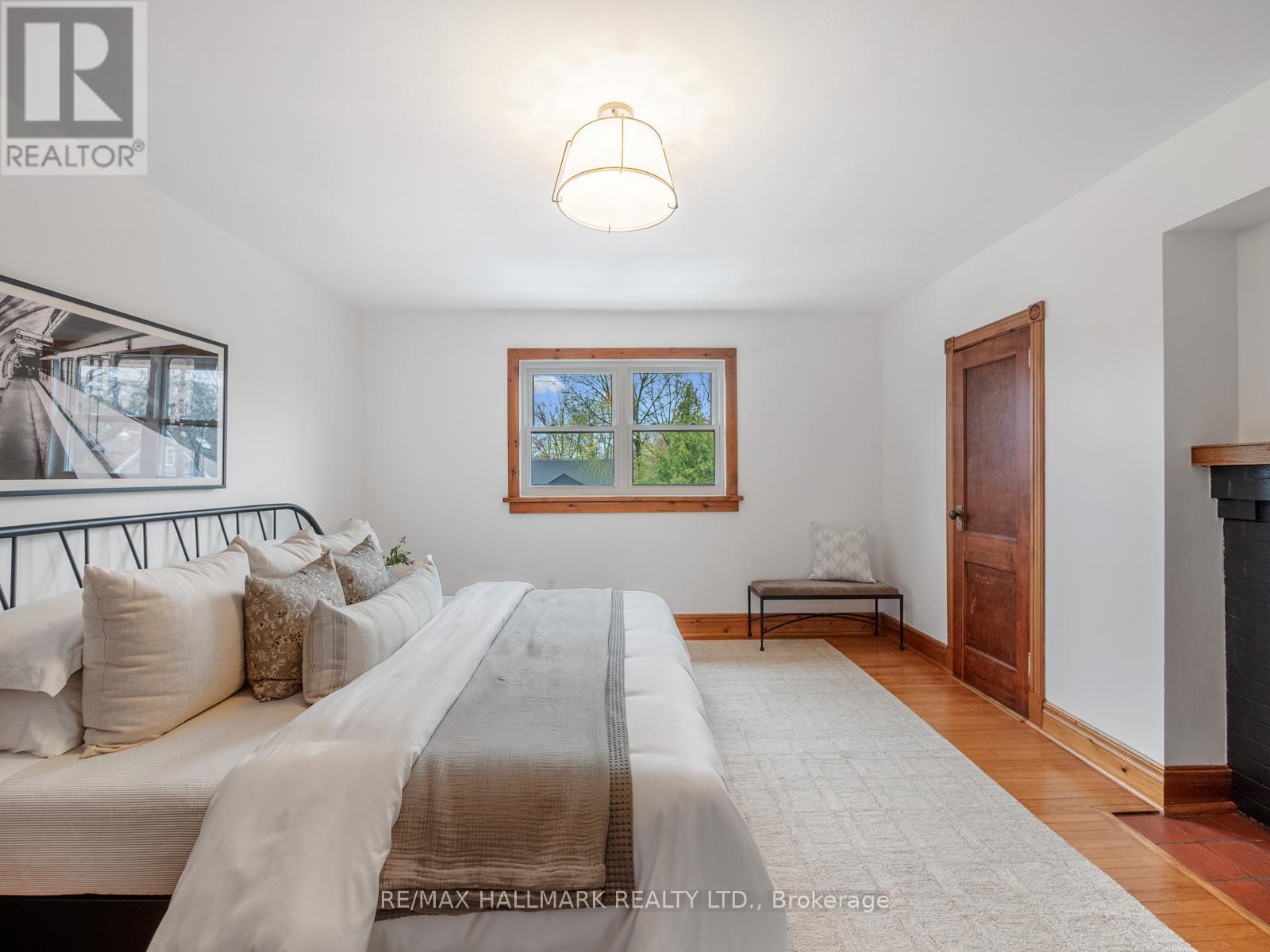 88 Eastwood Road, Toronto, Ontario  M4L 2C8 - Photo 20 - E13052026