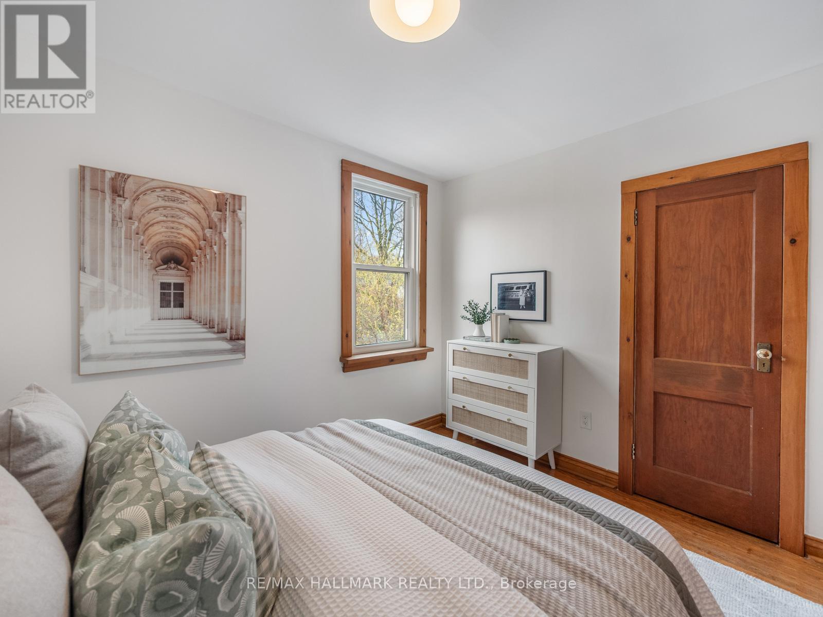 88 Eastwood Road, Toronto, Ontario  M4L 2C8 - Photo 25 - E13052026