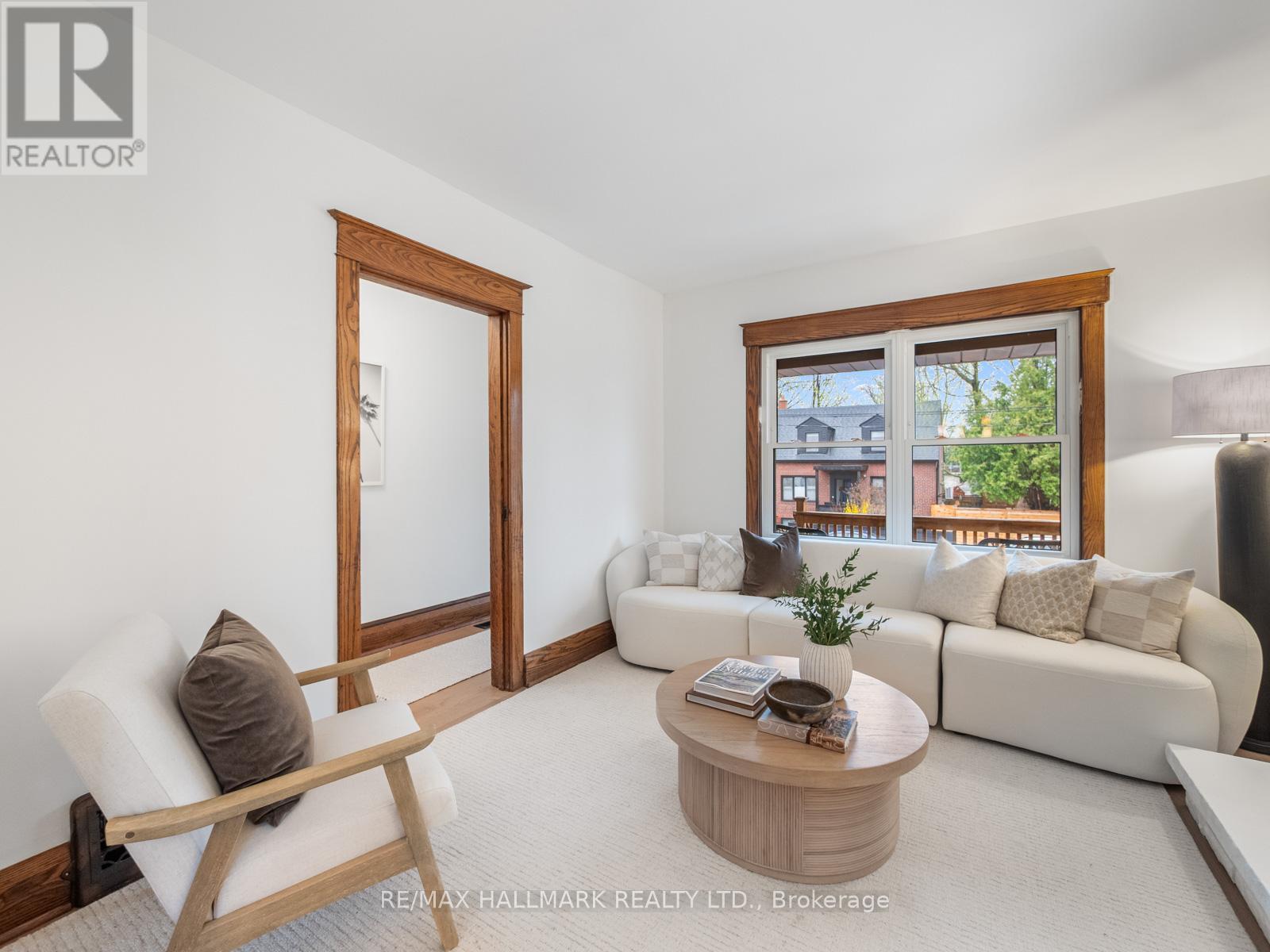 88 Eastwood Road, Toronto, Ontario  M4L 2C8 - Photo 6 - E13052026