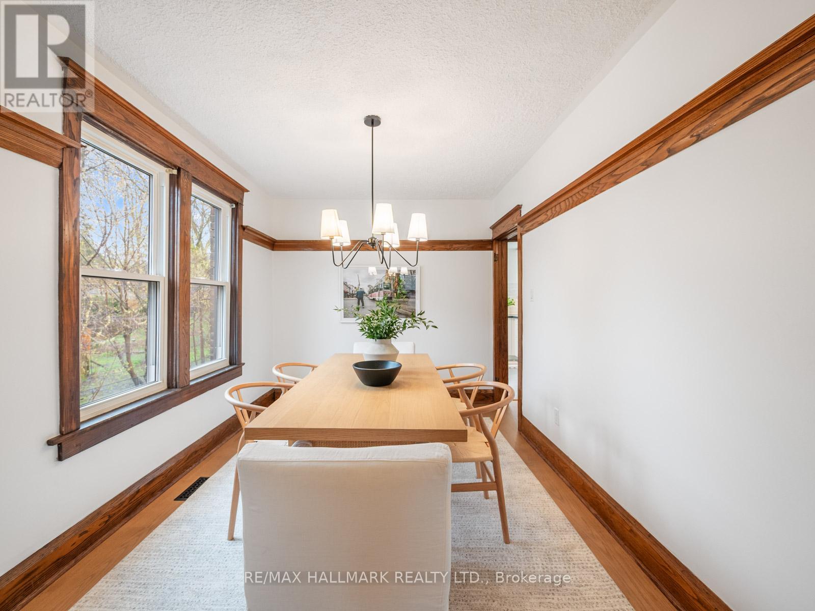 88 Eastwood Road, Toronto, Ontario  M4L 2C8 - Photo 8 - E13052026