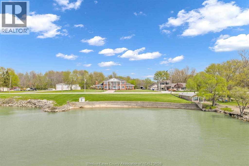 883 Front Road South, Amherstburg, Ontario  N9V 2M4 - Photo 4 - 26008736