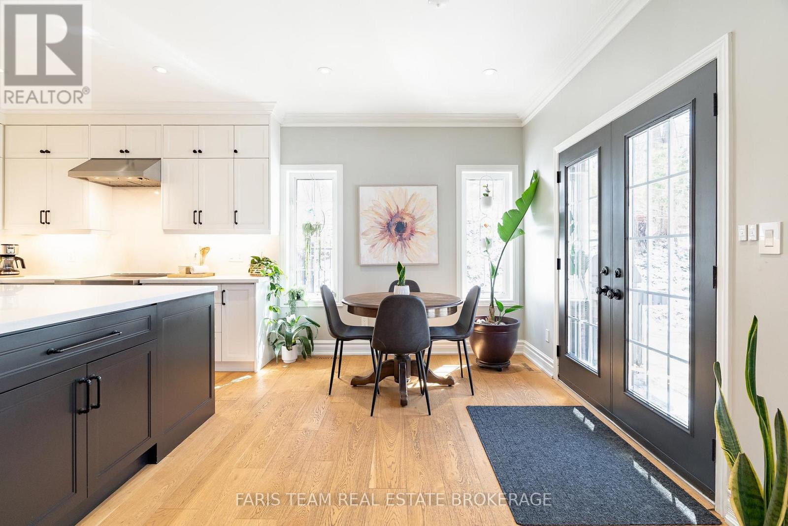 1986 Forest Valley Drive, Innisfil, Ontario  L9S 4A5 - Photo 10 - N13051986