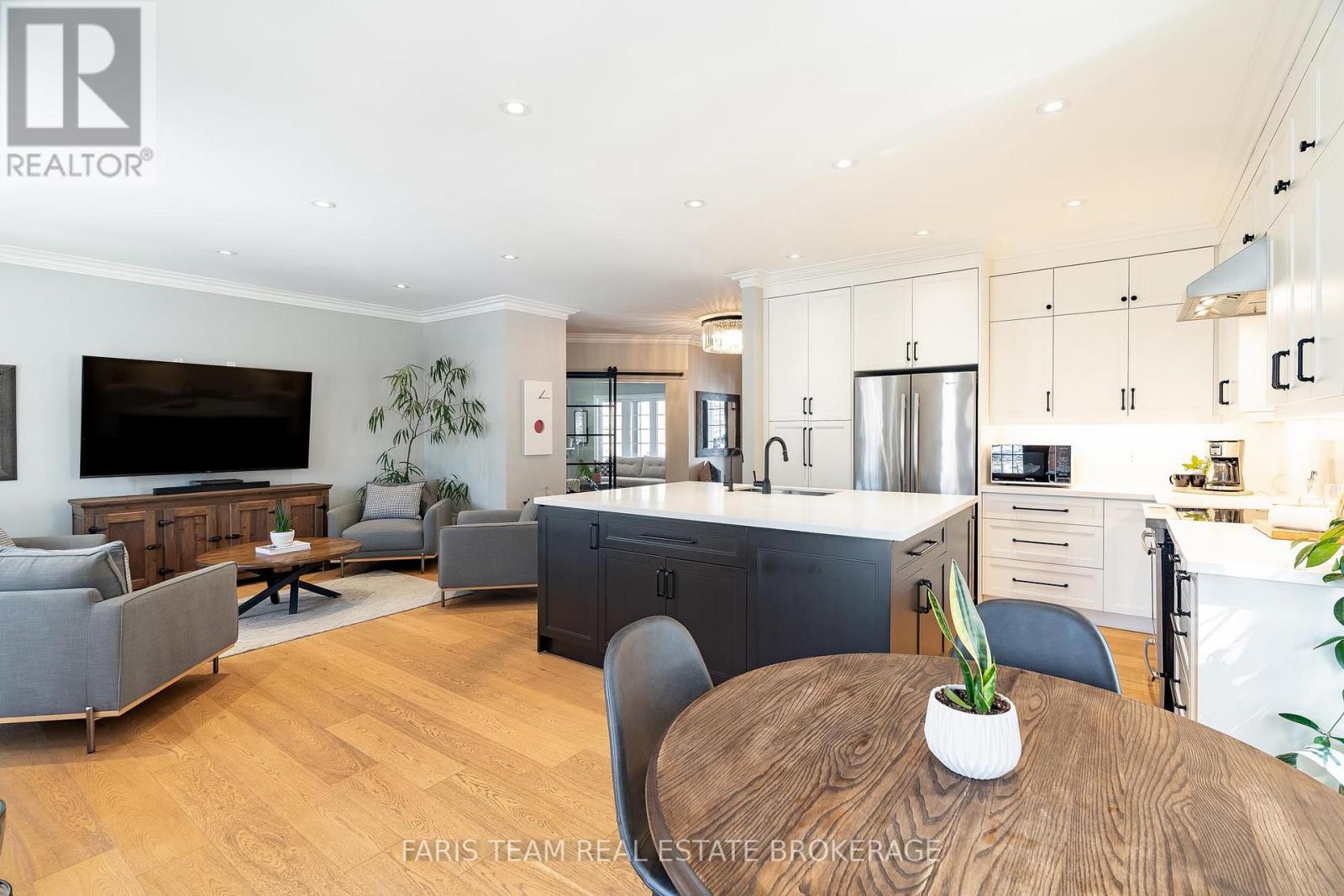 1986 Forest Valley Drive, Innisfil, Ontario  L9S 4A5 - Photo 11 - N13051986