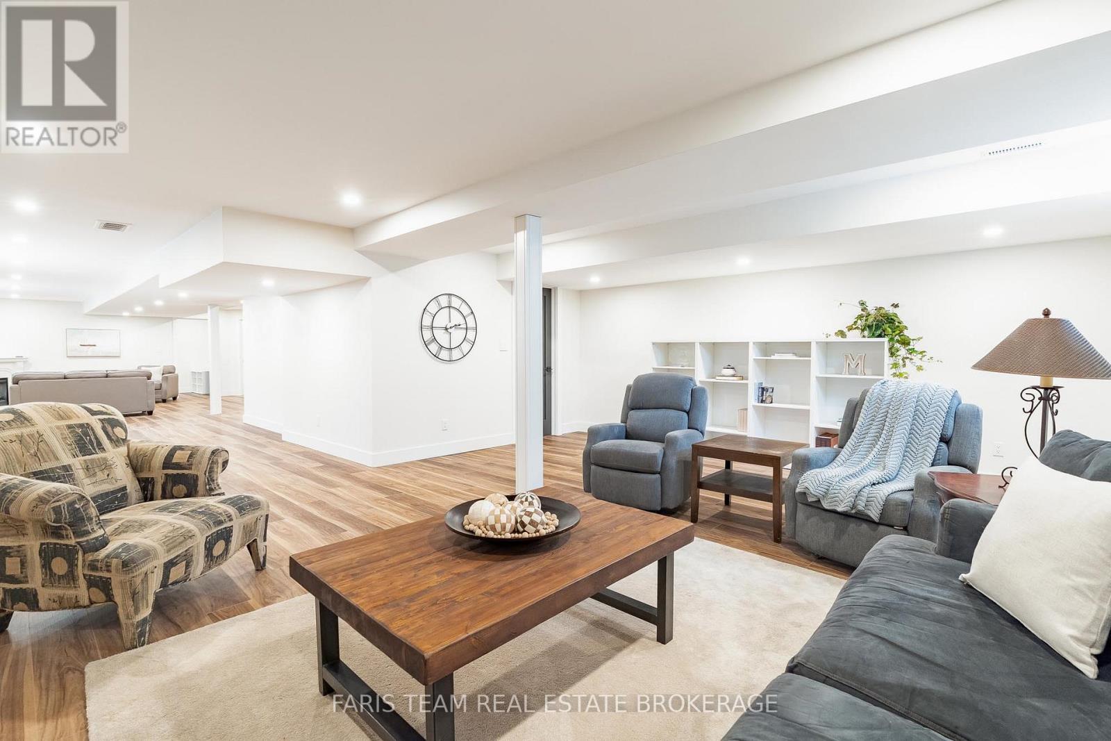 1986 Forest Valley Drive, Innisfil, Ontario  L9S 4A5 - Photo 35 - N13051986