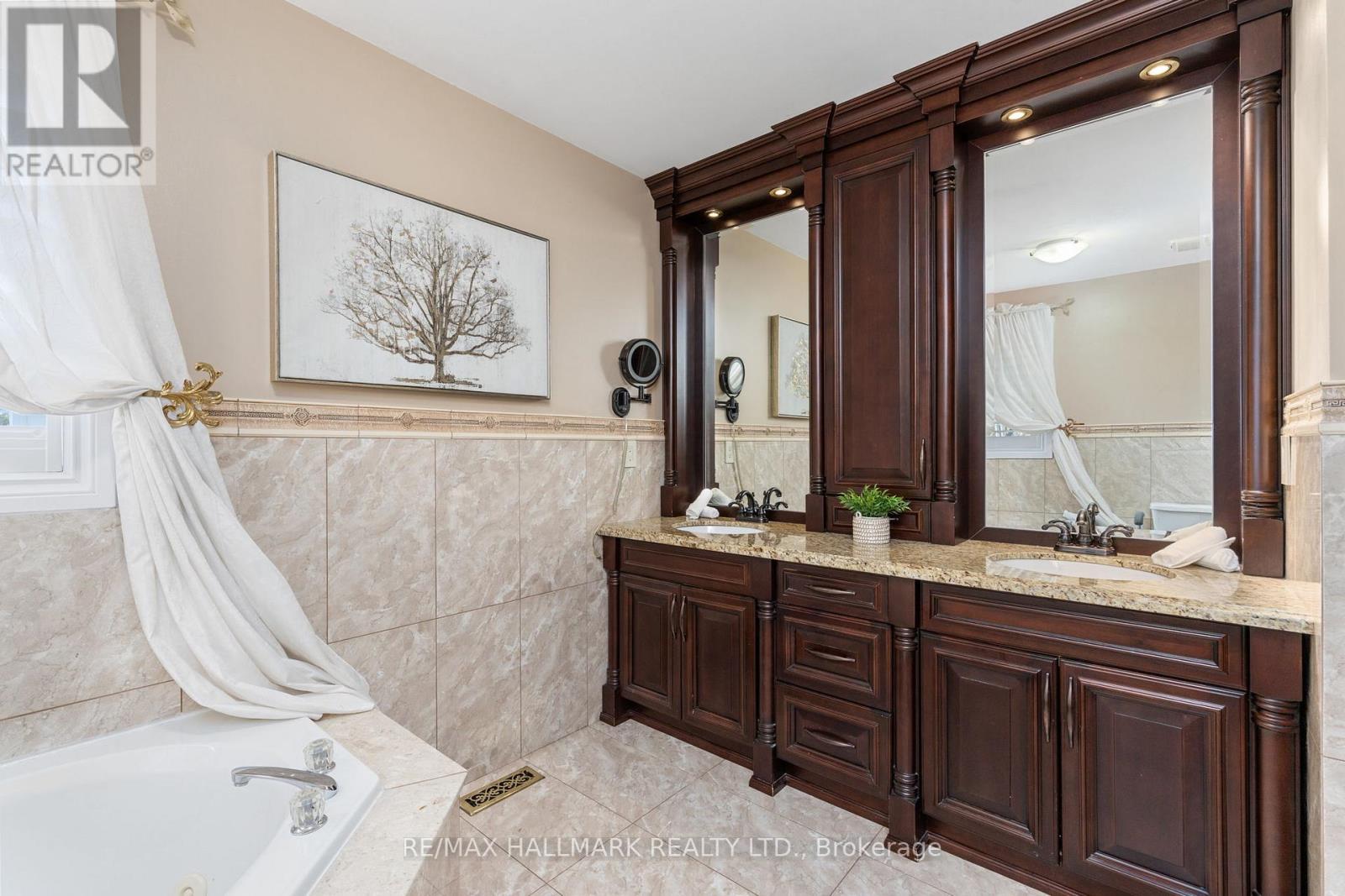 39 Fairmont Avenue, Vaughan (Maple), Ontario  L6A 2P1 - Photo 21 - N13052006