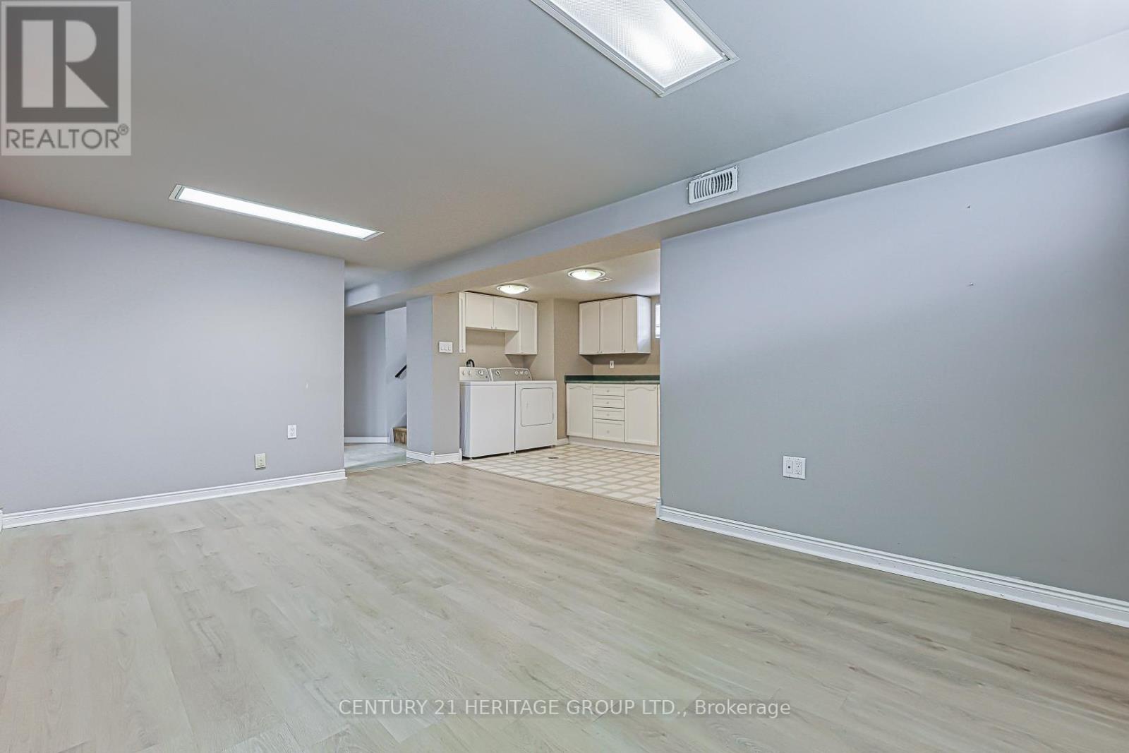 42 Lindsay Avenue, Newmarket, Ontario  L3Y 4N6 - Photo 13 - N13052010