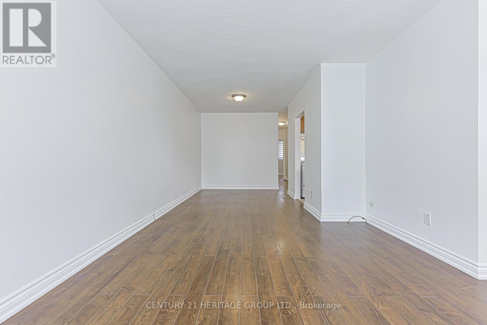 42 Lindsay Avenue, Newmarket, Ontario  L3Y 4N6 - Photo 3 - N13052010