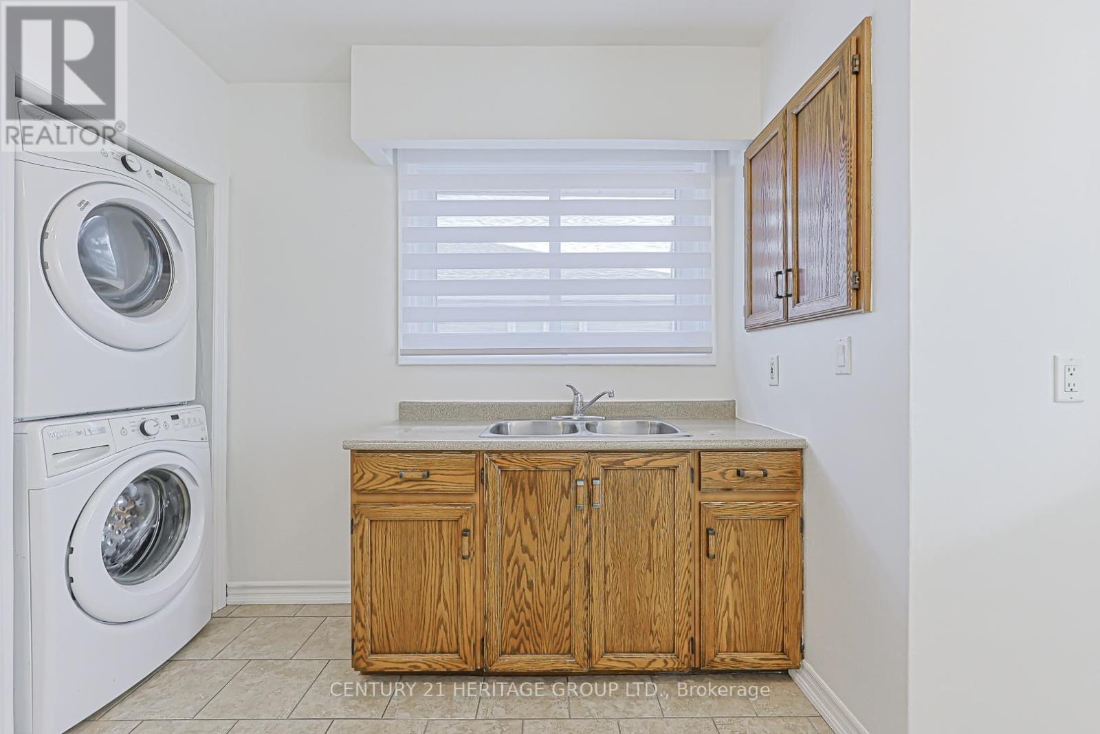 42 Lindsay Avenue, Newmarket, Ontario  L3Y 4N6 - Photo 6 - N13052010