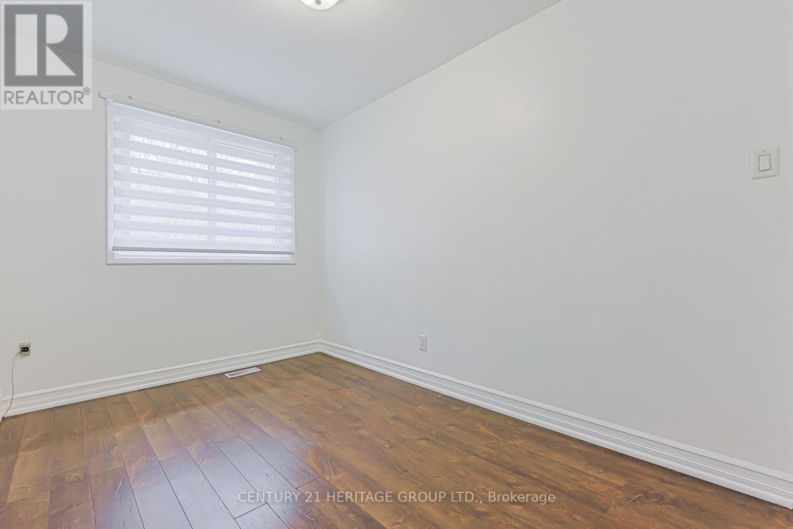 42 Lindsay Avenue, Newmarket, Ontario  L3Y 4N6 - Photo 7 - N13052010