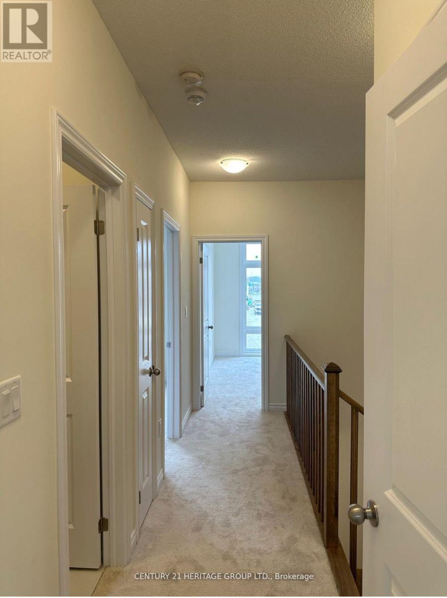 22 Blick Crescent, Aurora, Ontario  L4G 7Y9 - Photo 9 - N13052014