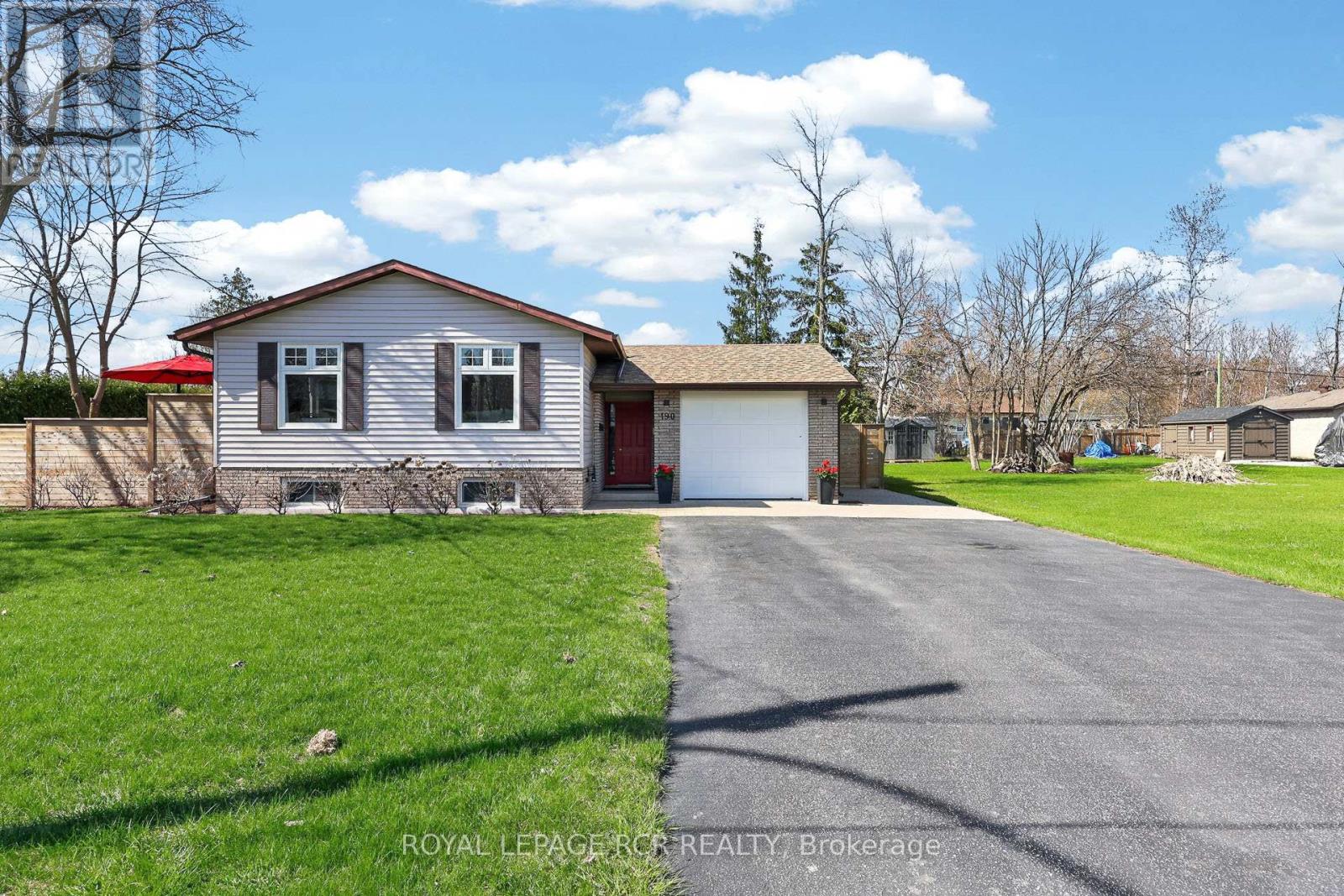 190 Parkview Road, Georgina, Ontario  L4P 2J7 - Photo 4 - N13052072