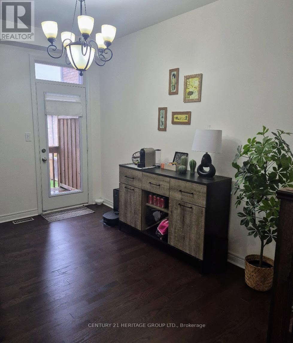 67 Port Arthur Crescent, Richmond Hill, Ontario  L4E 0Z9 - Photo 7 - N13052190