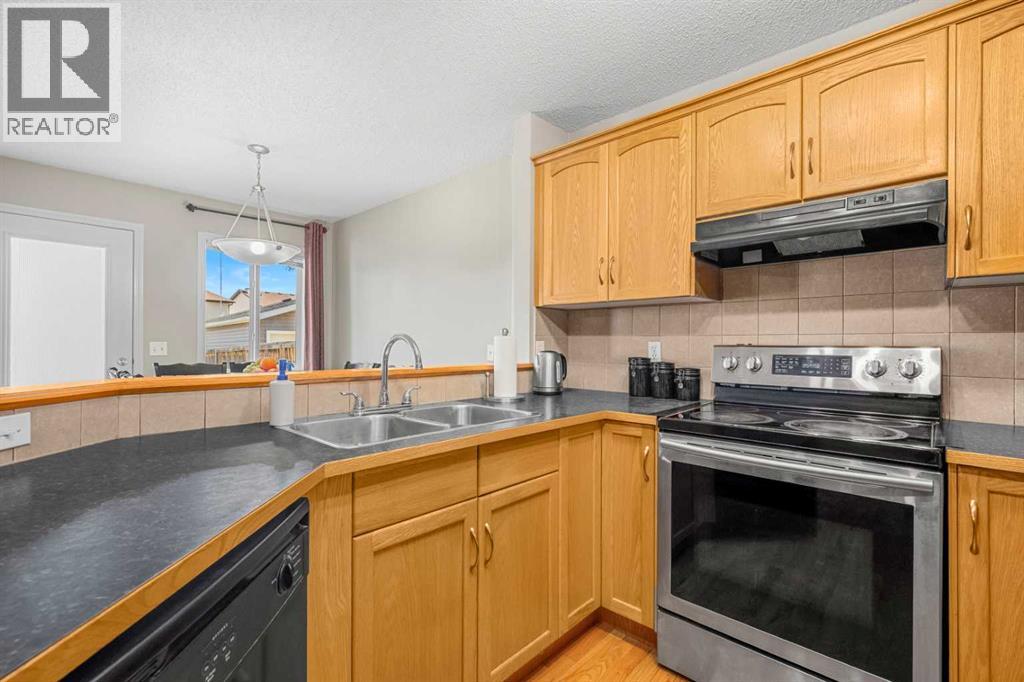 83 Saddlebrook Gardens Ne, Calgary, Alberta  T3J 5M5 - Photo 11 - A2296080