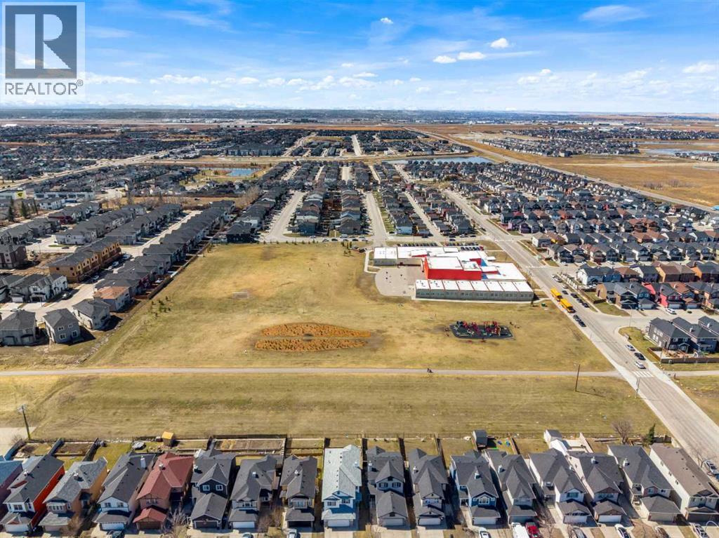 83 Saddlebrook Gardens Ne, Calgary, Alberta  T3J 5M5 - Photo 49 - A2296080