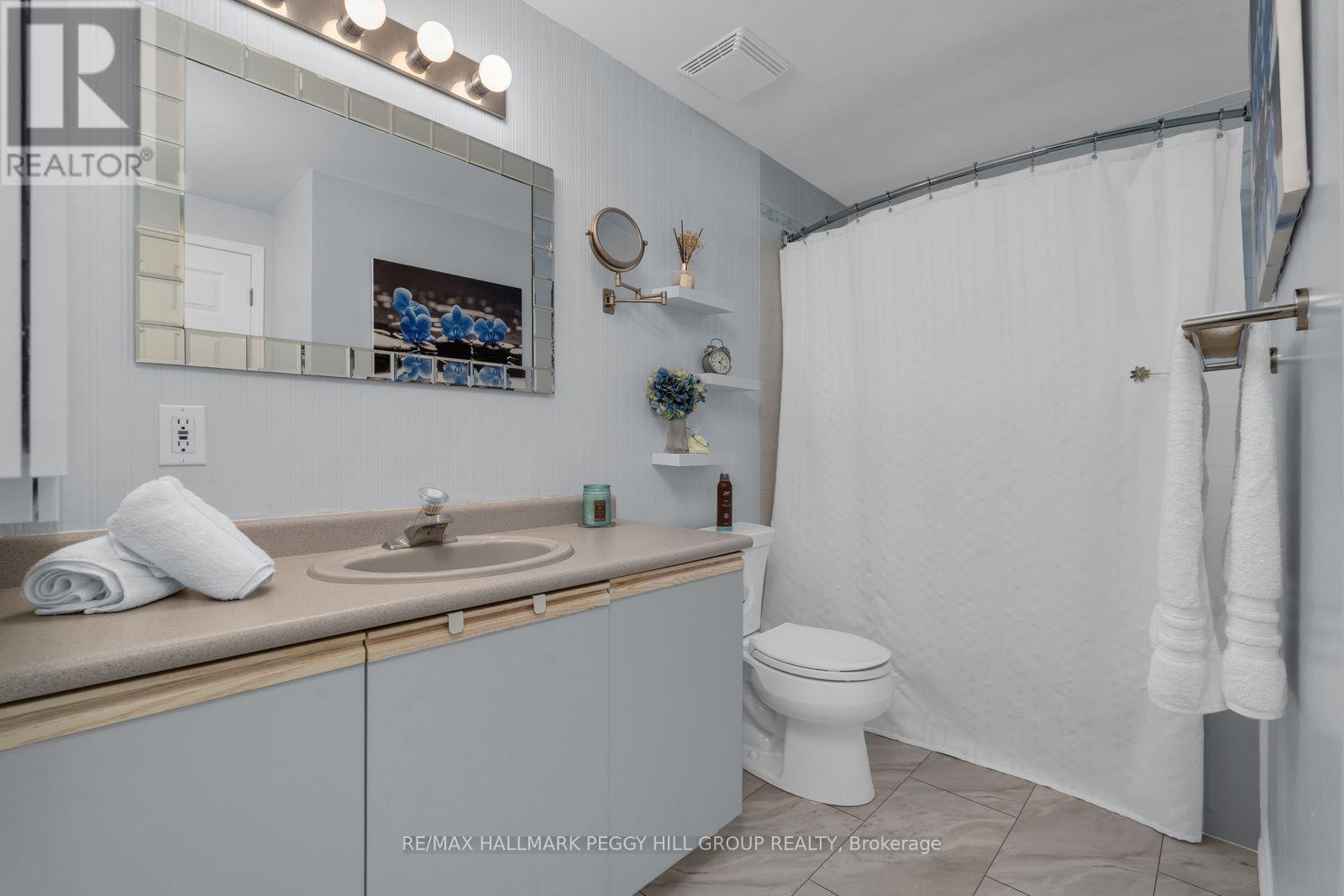 8 Holly Meadow Road, Barrie (Holly), Ontario  L4N 8S2 - Photo 11 - S13052050