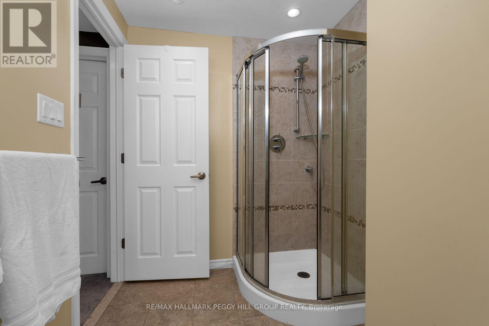 8 Holly Meadow Road, Barrie (Holly), Ontario  L4N 8S2 - Photo 17 - S13052050