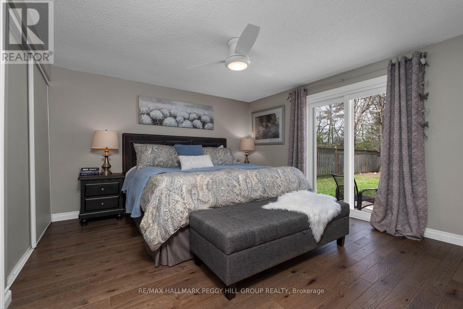 8 Holly Meadow Road, Barrie (Holly), Ontario  L4N 8S2 - Photo 8 - S13052050