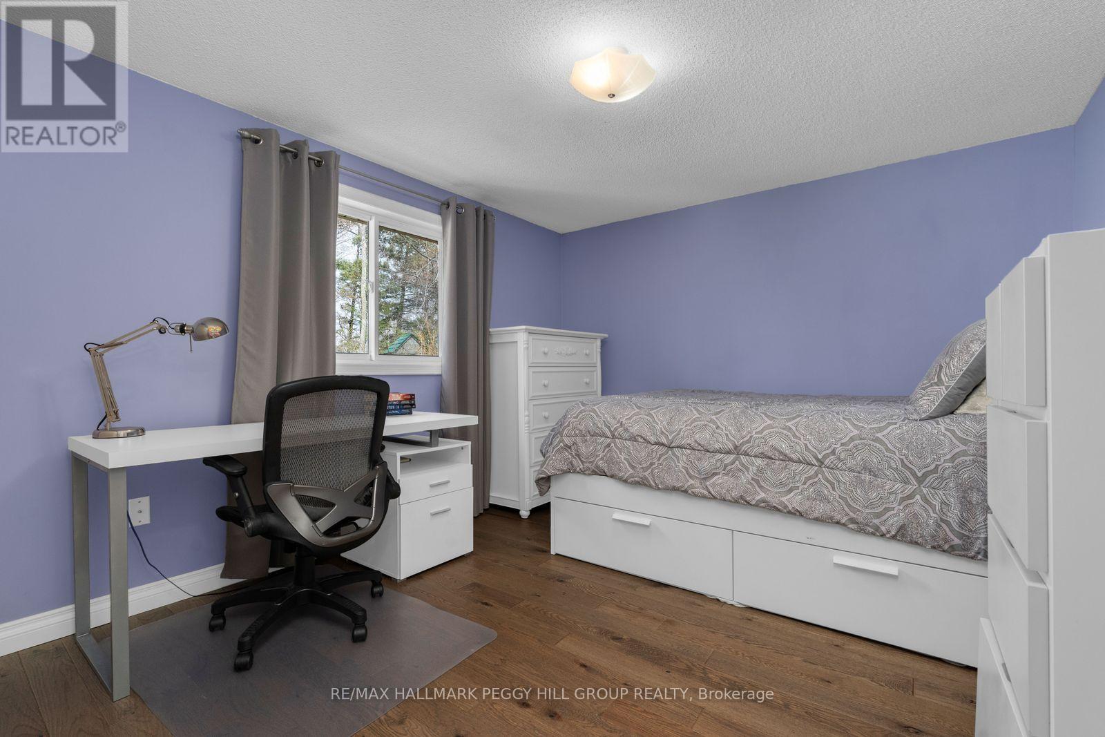 8 Holly Meadow Road, Barrie (Holly), Ontario  L4N 8S2 - Photo 9 - S13052050