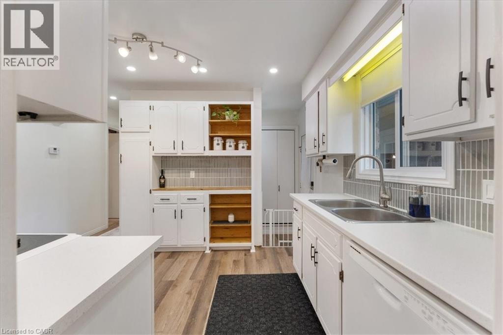 32 Donly Drive N, Simcoe, Ontario  N3Y 4Z8 - Photo 14 - 40824837