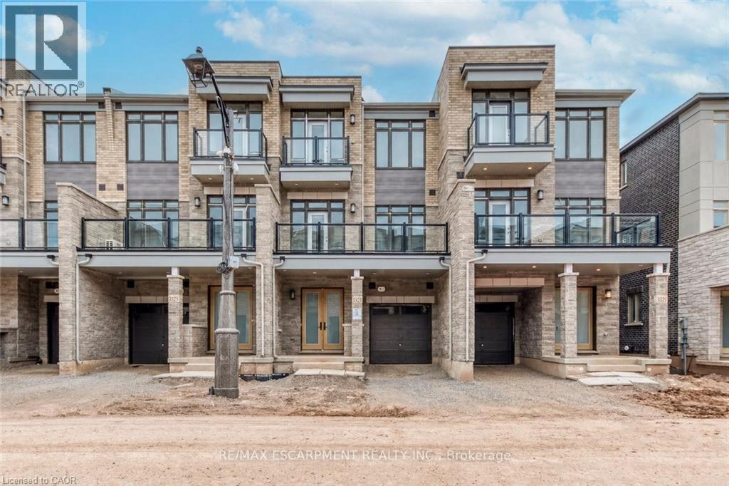 3323 AZAM Way, Oakville, Ontario
