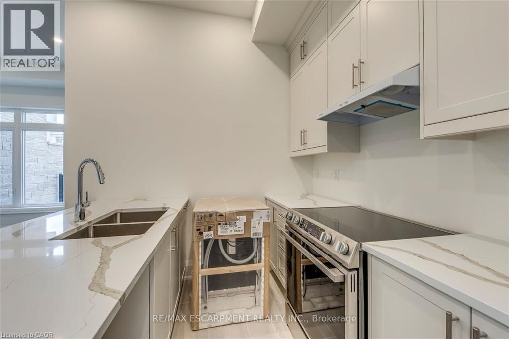 3323 Azam Way, Oakville, Ontario  L6M 5S3 - Photo 16 - 40824122