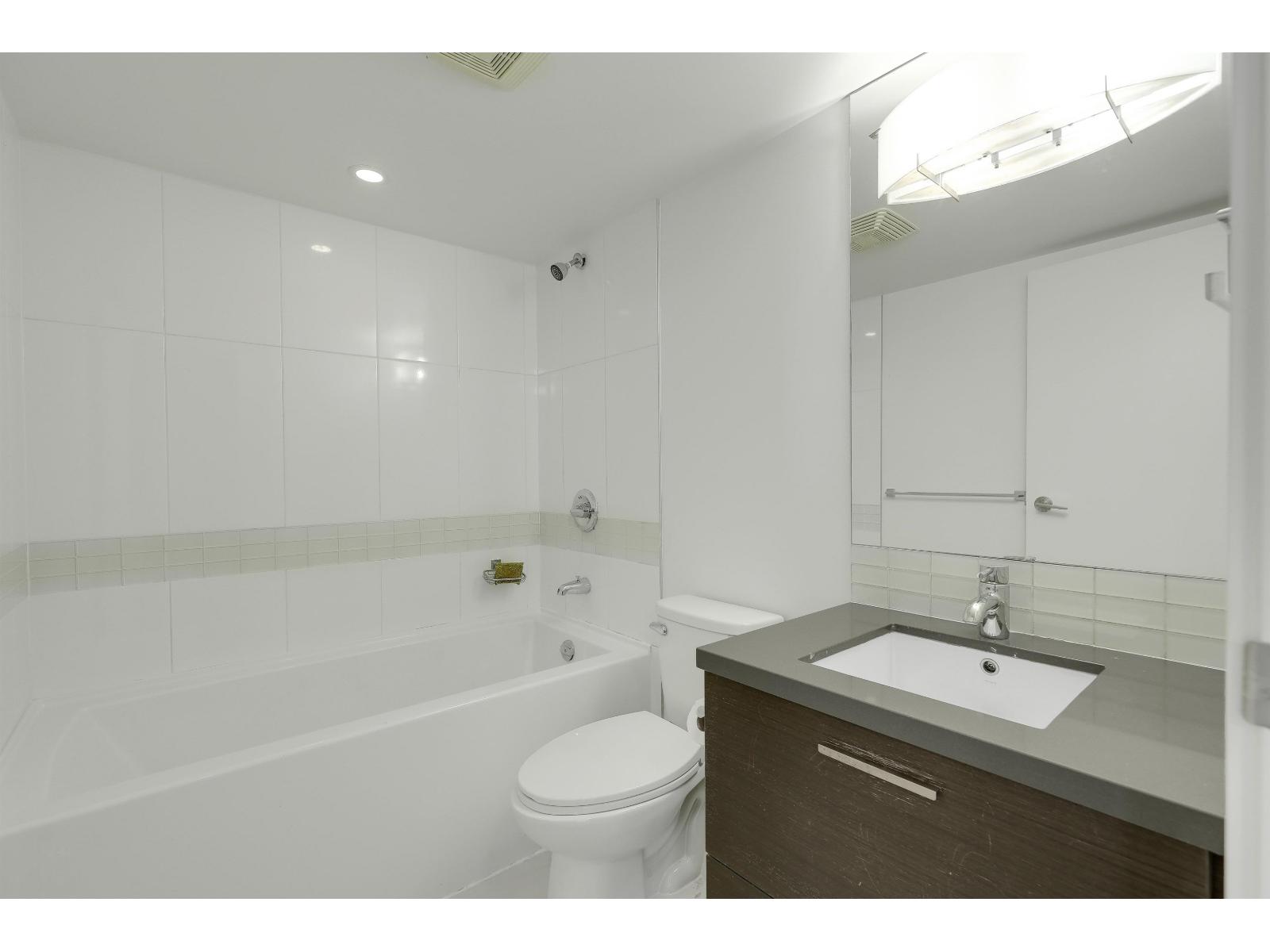 1011 10777 University Drive, Surrey, British Columbia  V3T 0E6 - Photo 16 - R3116597